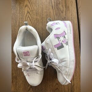 DC women’s Sneakers in White and Light Purple